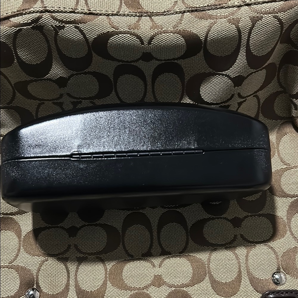 Coach Glossy Black Eyewear Case - Picture 5 of 6
